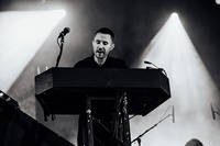 2012-08-11 - Miike Snow från Way Out West, Göteborg