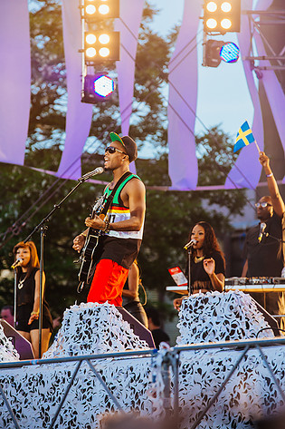 2012-06-21 - B.o.B från Götaplatsen, Göteborg
