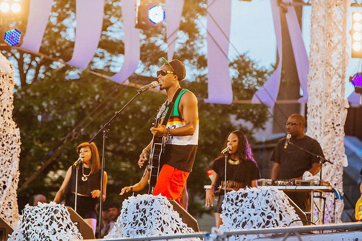 2012-06-21 - B.o.B från Götaplatsen, Göteborg