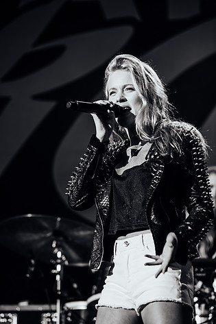2013-08-31 - Zara Larsson från Uddevalla Solid Sound, Uddevalla
