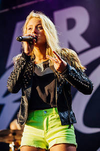 2013-08-31 - Zara Larsson från Uddevalla Solid Sound, Uddevalla