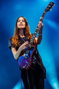 2013-08-09 - Haim från Way Out West, Göteborg