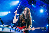 2013-08-09 - Haim från Way Out West, Göteborg