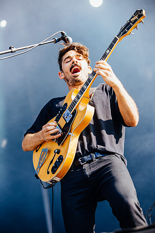 2013-08-09 - Local Natives från Way Out West, Göteborg