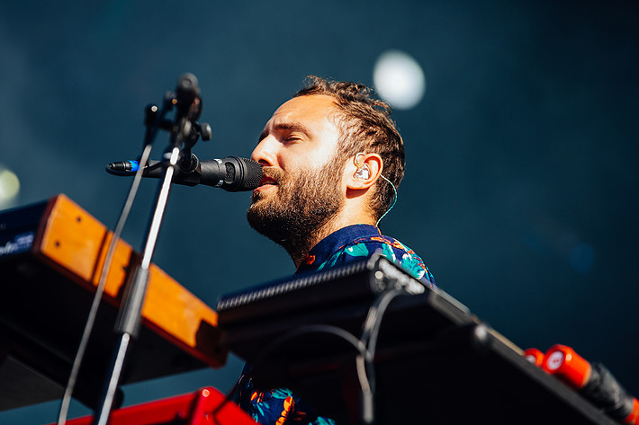 2013-08-09 - Local Natives från Way Out West, Göteborg