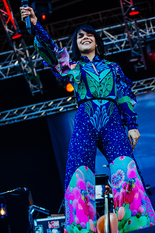 2013-08-09 - Bat For Lashes från Way Out West, Göteborg