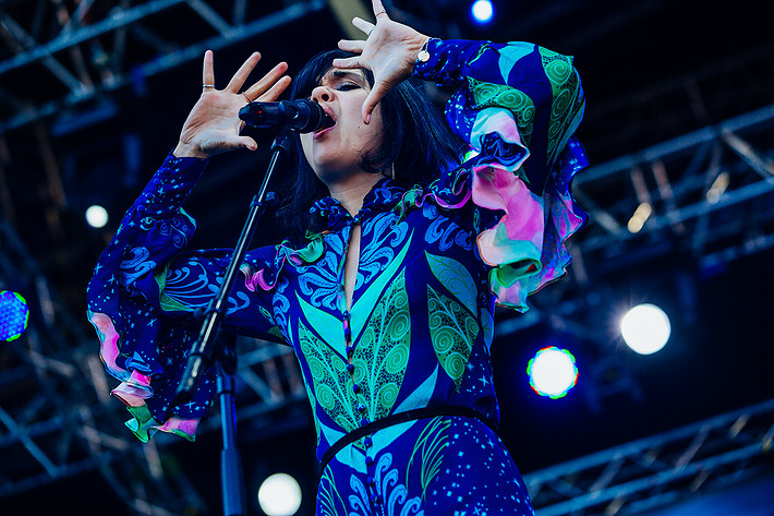 2013-08-09 - Bat For Lashes från Way Out West, Göteborg