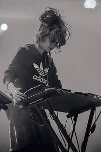 2013-08-09 - Grimes från Way Out West, Göteborg