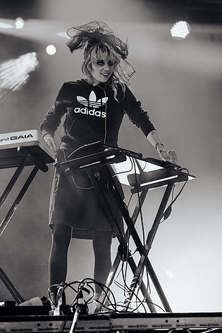 2013-08-09 - Grimes från Way Out West, Göteborg