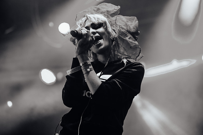 2013-08-09 - Grimes från Way Out West, Göteborg