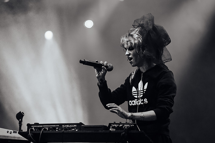 2013-08-09 - Grimes från Way Out West, Göteborg