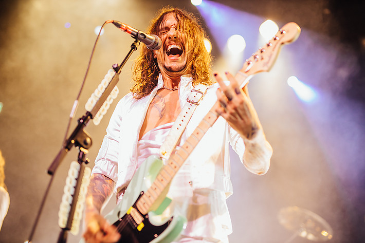 2020-02-18 - The Darkness från Pustervik, Göteborg