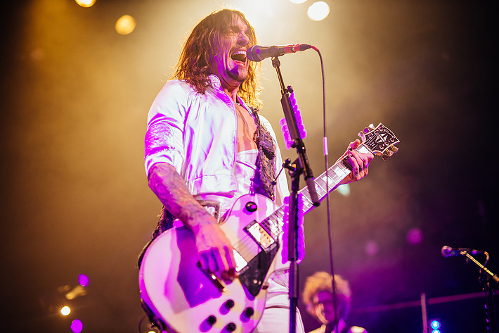 2020-02-18 - The Darkness från Pustervik, Göteborg