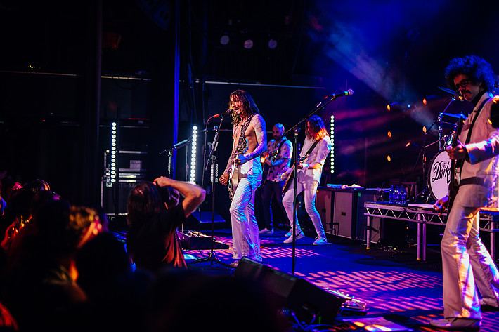 2020-02-18 - The Darkness från Pustervik, Göteborg