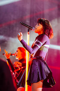 2014-08-08 - Icona Pop från Way Out West, Göteborg