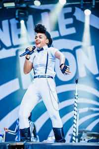 2014-08-08 - Janelle Monae från Way Out West, Göteborg