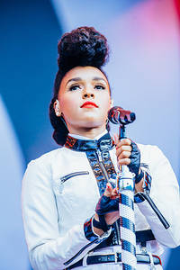 2014-08-08 - Janelle Monae från Way Out West, Göteborg
