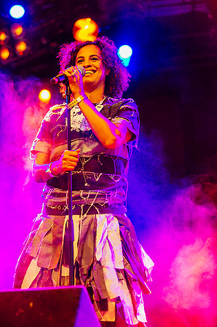 2014-08-07 - Neneh Cherry & RocketNumberNine från Way Out West, Göteborg