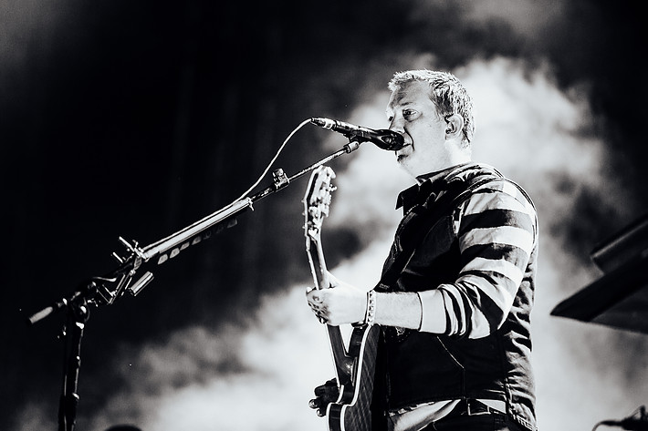 2014-08-07 - Queens Of The Stone Age från Way Out West, Göteborg
