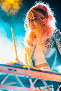 2014-08-07 - Rebecca & Fiona från Way Out West, Göteborg