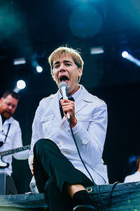 2014-06-27 - The Hives från Bråvalla, Norrköping