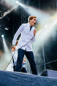 2014-06-27 - The Hives från Bråvalla, Norrköping
