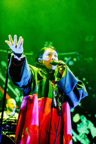 2020-03-09 - Little Dragon från Berns, Stockholm