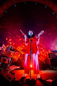 2020-03-09 - Little Dragon från Berns, Stockholm