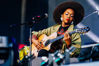 2015-08-14 - Lauryn Hill från Way Out West, Göteborg