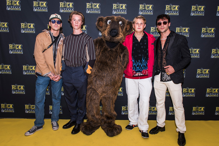 2021-08-22 - Rockbjörnen - Röda mattan från Södra Teatern, Stockholm