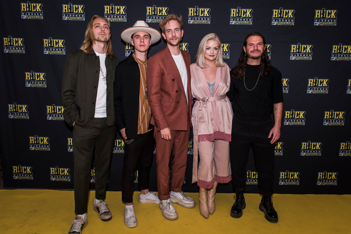 2021-08-22 - Rockbjörnen - Röda mattan från Södra Teatern, Stockholm