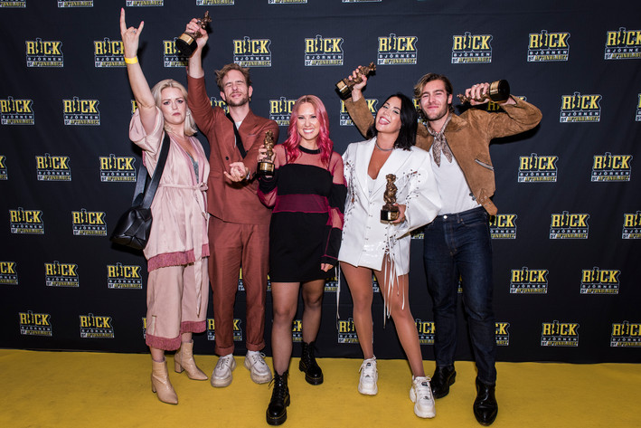 2021-08-22 - Rockbjörnen - Röda mattan från Södra Teatern, Stockholm