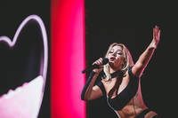 2021-11-19 - Zara Larsson från Scandinavium, Göteborg