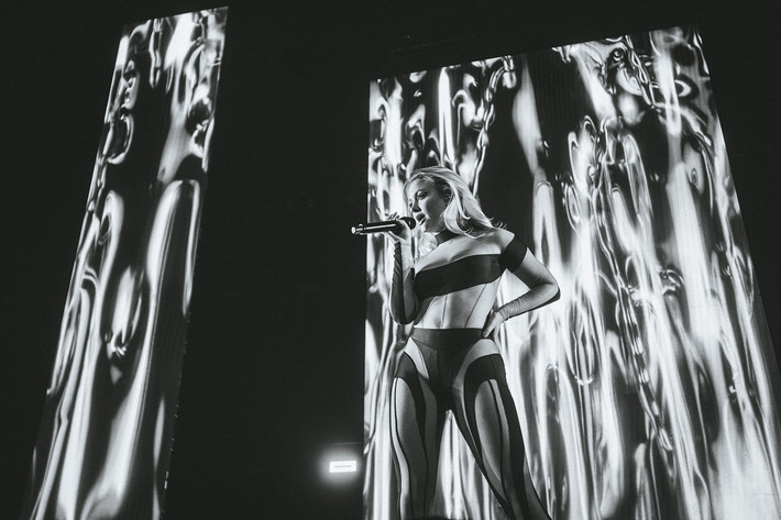 2021-11-19 - Zara Larsson från Scandinavium, Göteborg