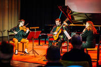 2022-01-14 - Julia Crowell (Neo), Vicky Powell & Jacob Kellermann från Kronhuset, Göteborg