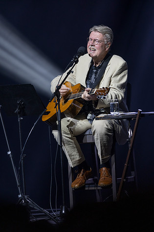 2022-04-04 - Mikael Wiehe från Cirkus, Stockholm