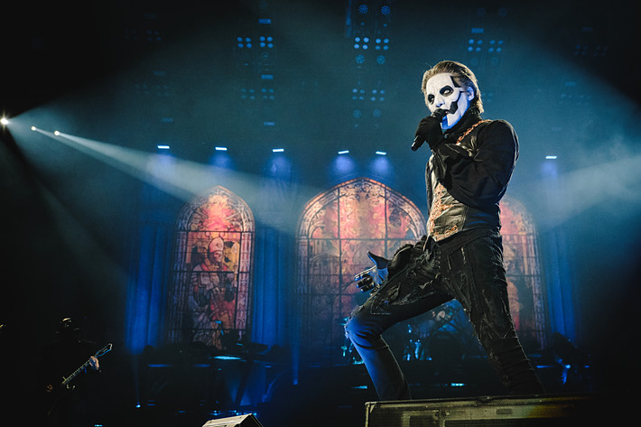 2022-05-13 - Ghost från Hallenstadion, Zürich