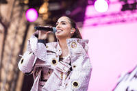 2022-06-09 - Snoh Aalegra från Rosendal Garden Party, Stockholm
