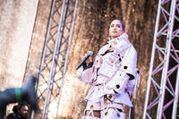 2022-06-09 - Snoh Aalegra från Rosendal Garden Party, Stockholm
