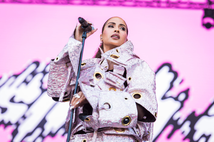 2022-06-09 - Snoh Aalegra från Rosendal Garden Party, Stockholm