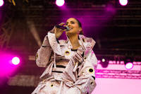 2022-06-09 - Snoh Aalegra från Rosendal Garden Party, Stockholm