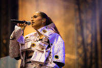 2022-06-09 - Snoh Aalegra från Rosendal Garden Party, Stockholm