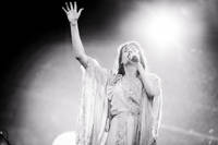 2022-06-09 - Florence + The Machine från Rosendal Garden Party, Stockholm