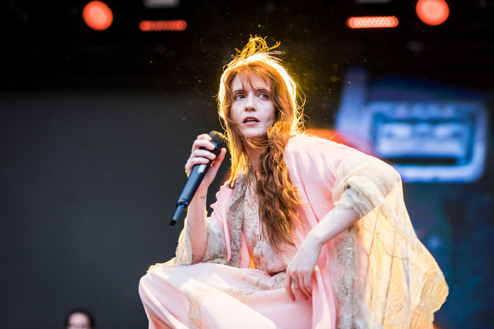2022-06-09 - Florence + The Machine från Rosendal Garden Party, Stockholm
