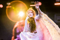 2022-06-09 - Florence + The Machine från Rosendal Garden Party, Stockholm