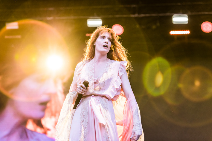 2022-06-09 - Florence + The Machine från Rosendal Garden Party, Stockholm