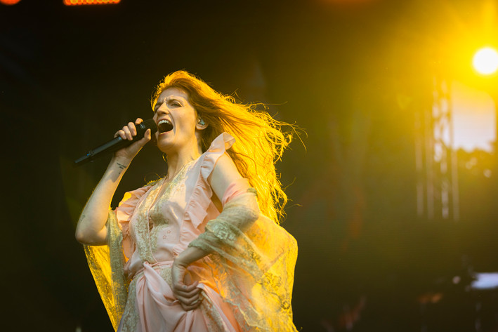 2022-06-09 - Florence + The Machine från Rosendal Garden Party, Stockholm