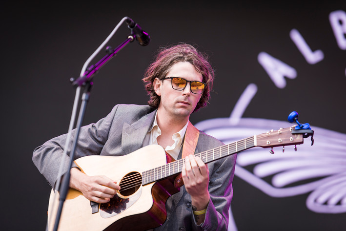 2022-06-10 - Albin Lee Meldau från Rosendal Garden Party, Stockholm
