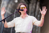 2022-06-10 - Albin Lee Meldau från Rosendal Garden Party, Stockholm
