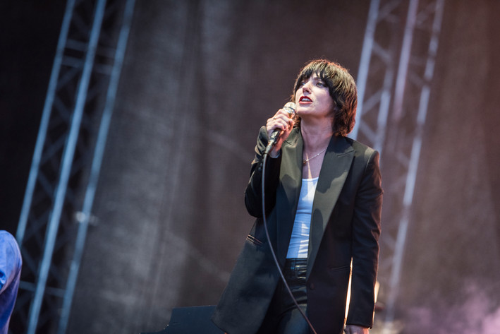 2022-06-10 - Sharon Van Etten från Rosendal Garden Party, Stockholm